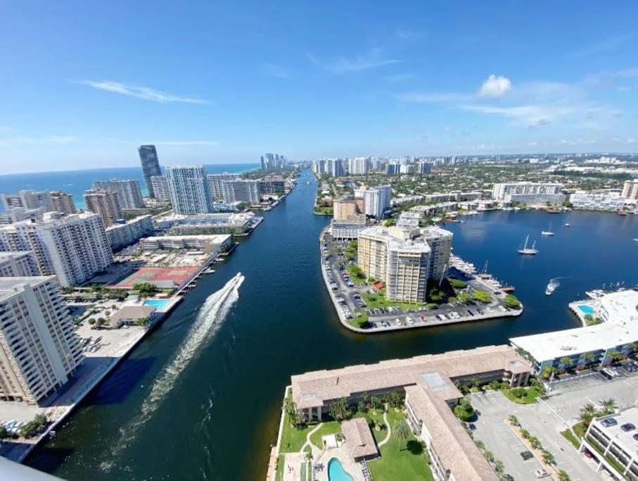 Miami Beach 1B/1B Incredible View Apartment With Kitchen Холандейл Бийч Екстериор снимка