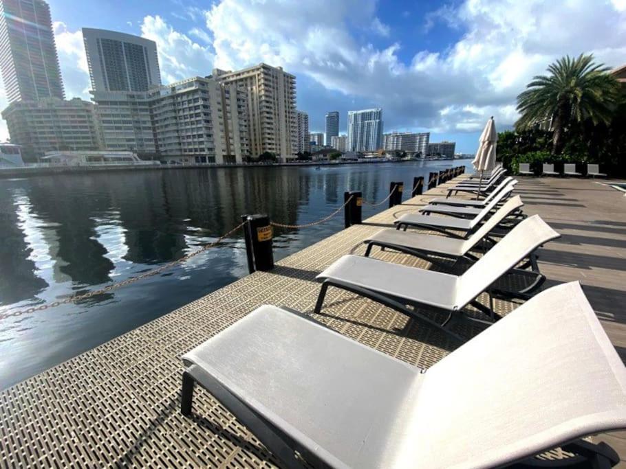 Miami Beach 1B/1B Incredible View Apartment With Kitchen Холандейл Бийч Екстериор снимка